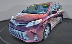 2019 Toyota Sienna XLE