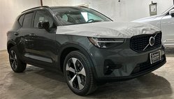 2026 Volvo XC40 B5 Plus
