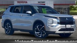 2023 Mitsubishi Outlander SE
