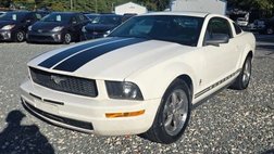 2006 Ford Mustang Coupe 2D