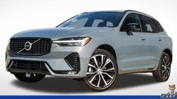 2023 Volvo XC60 B5 Plus Dark Theme