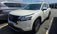 2022 Nissan Pathfinder Platinum