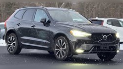 2023 Volvo XC60 B5 Plus Dark Theme