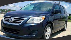 2009 Volkswagen Routan SE