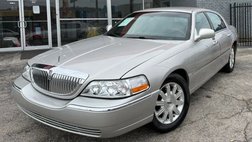 2011 Lincoln Town Car Signature Limited