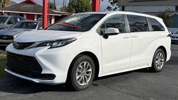 2023 Toyota Sienna LE 8-Passenger