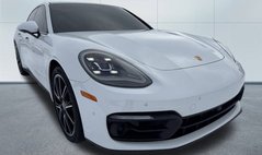2023 Porsche Panamera 4 Platinum Edition