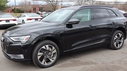 2021 Audi e-tron quattro Premium