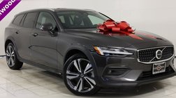 2025 Volvo V60 Cross Country B5 Plus