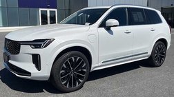 2025 Volvo XC90 T8 Plus Bright Theme 7P