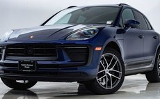 2025 Porsche Macan T