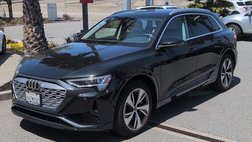 2024 Audi Q8 e-tron quattro Premium Plus