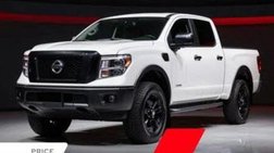 2015 Nissan Titan SV