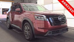 2024 Nissan Pathfinder SV