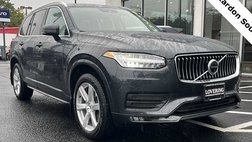 2022 Volvo XC90 T6 Momentum 7-Passenger