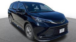 2025 Toyota Sienna XLE 8-Passenger