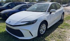 2025 Toyota Camry LE FWD
