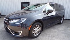 2020 Chrysler Pacifica Touring