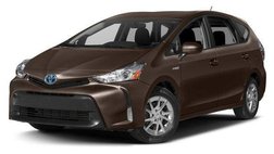 2017 Toyota Prius v Four