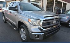 2014 Toyota Tundra SR5