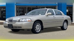 2010 Lincoln Town Car Signature Limited
