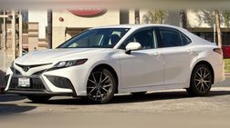 2022 Toyota Camry SE