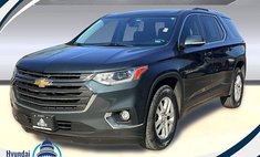 2018 Chevrolet Traverse LT Cloth