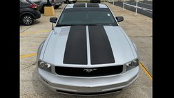 2005 Ford Mustang V6 Deluxe