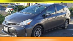 2016 Toyota Prius v Three