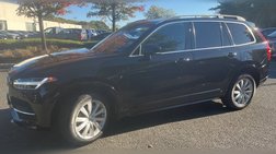 2016 Volvo XC90 T6 Momentum