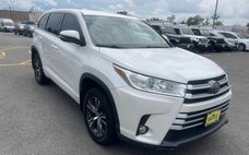 2017 Toyota Highlander LE Plus