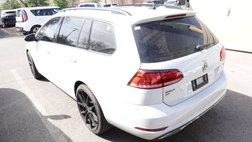 2018 Volkswagen Golf SportWagen SE