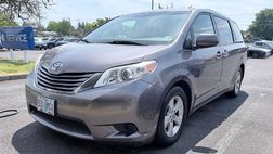 2015 Toyota Sienna LE 8-Passenger