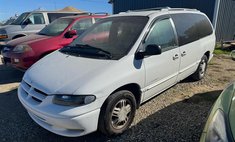 1998 Dodge Grand Caravan SE