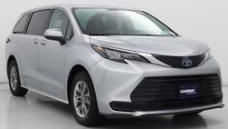 2024 Toyota Sienna LE 8-Passenger