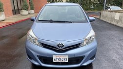 2013 Toyota Yaris LE 2dr Hatchback