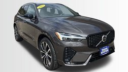 2025 Volvo XC60 B5 Ultra Dark Theme
