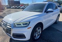 2018 Audi Q5 2.0T quattro Premium Plus