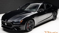 2022 Maserati Ghibli Modena Q4