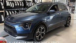 2023 Kia Niro Plug-In Hybrid SX Touring