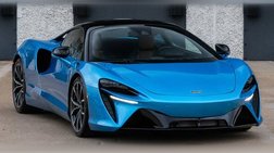 2023 McLaren Artura Base