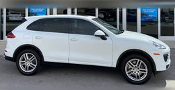2017 Porsche Cayenne Standard