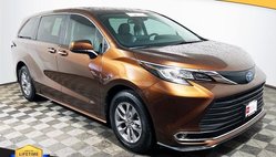 2022 Toyota Sienna XLE