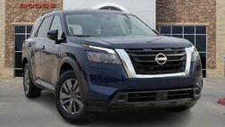 2024 Nissan Pathfinder SV
