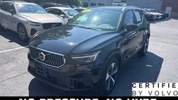 2024 Volvo XC40 Core Bright Theme