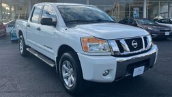 2014 Nissan Titan SV