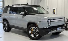2023 Rivian R1S Adventure