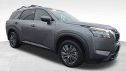 2024 Nissan Pathfinder SV