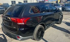 2020 Mitsubishi Outlander LE