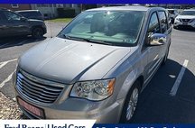 2013 Chrysler Town and Country Touring-L
